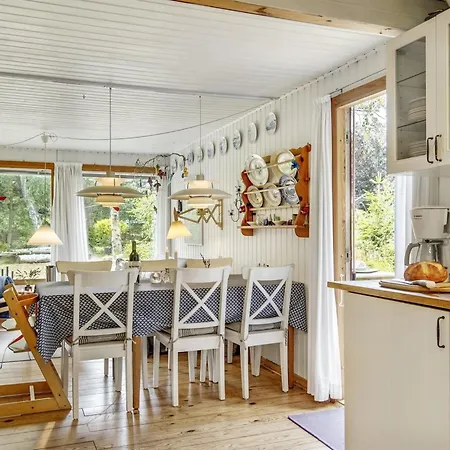 Nyaraló Naili - 750m From The Sea By Interhome